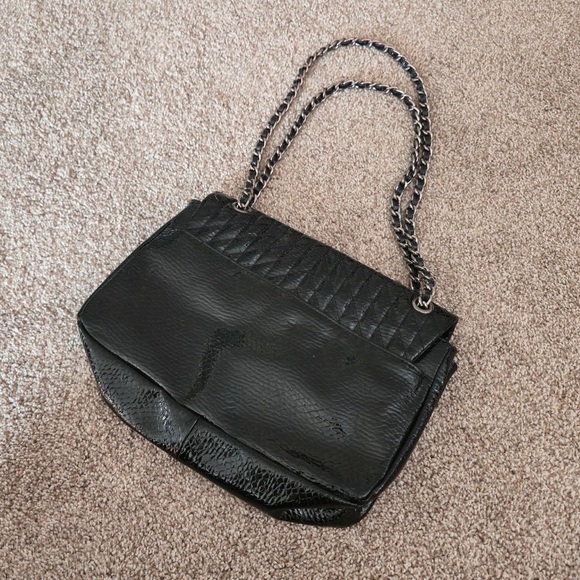 Karl Lagerfeld Black Quilted Shoulder Bag - Picture 2 of 3